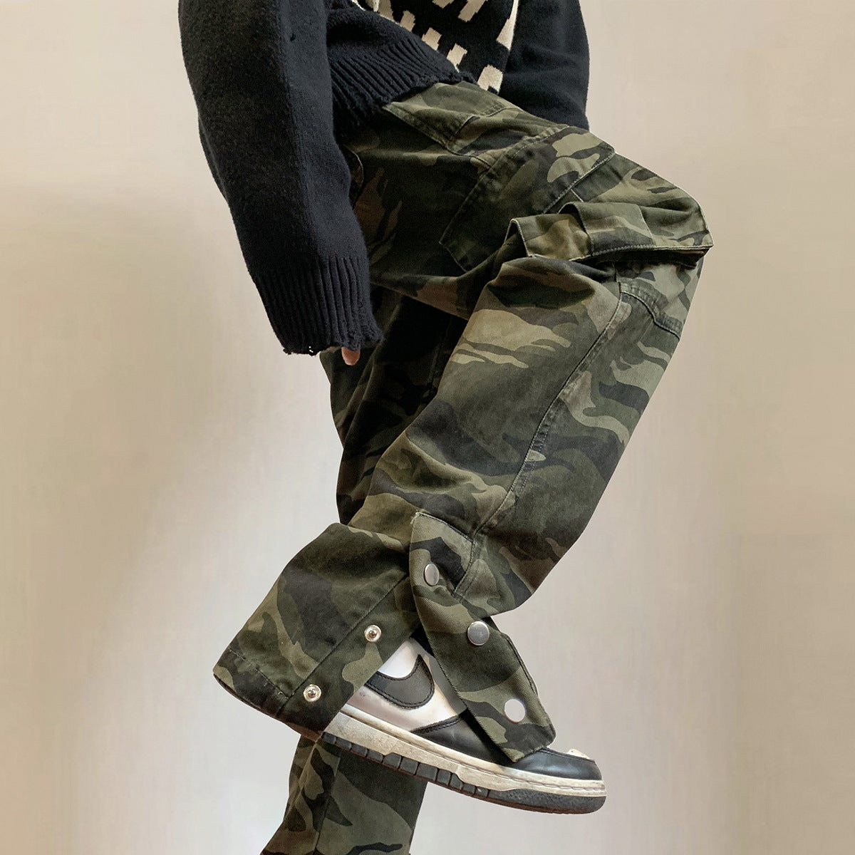 CAMOUFLAGE FLARE PANT